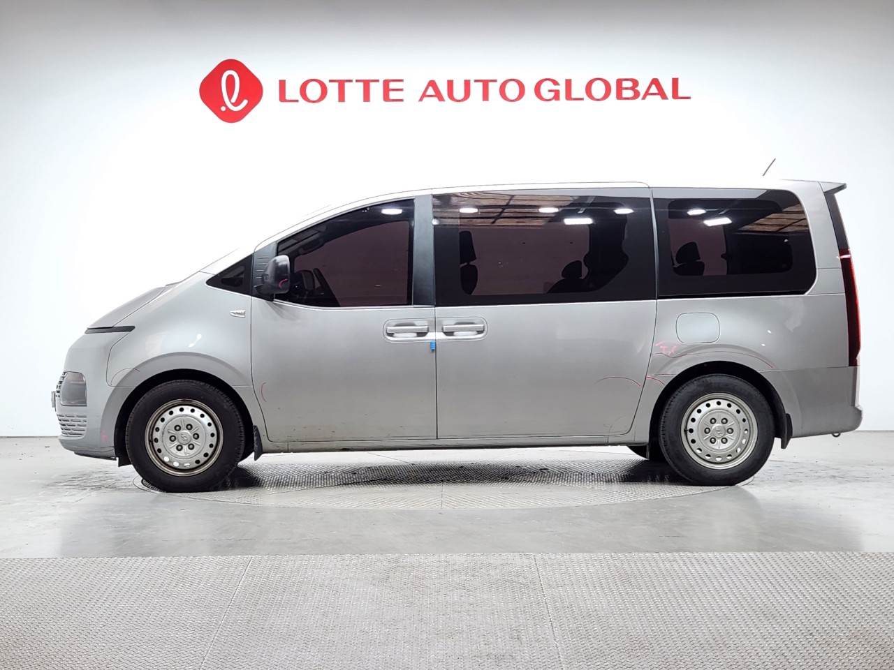 2022 HYUNDAI STARIA 2.2 Diesel Tourer 11seat 2W Smart