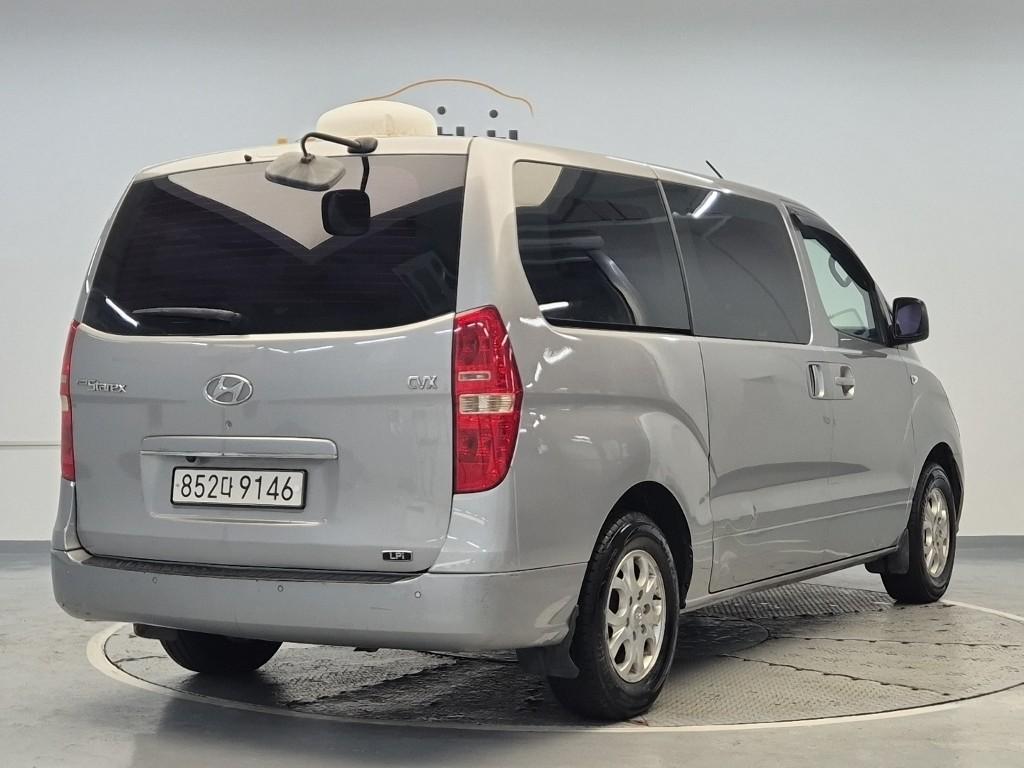 2013 HYUNDAI GRAND STAREX 