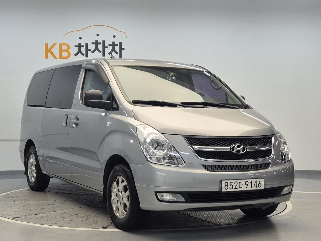 2013 HYUNDAI GRAND STAREX 