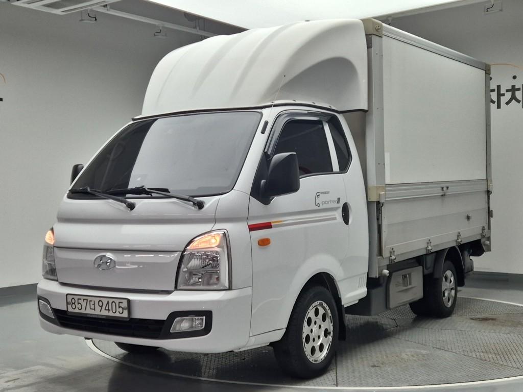 2023 HYUNDAI PORTER II 