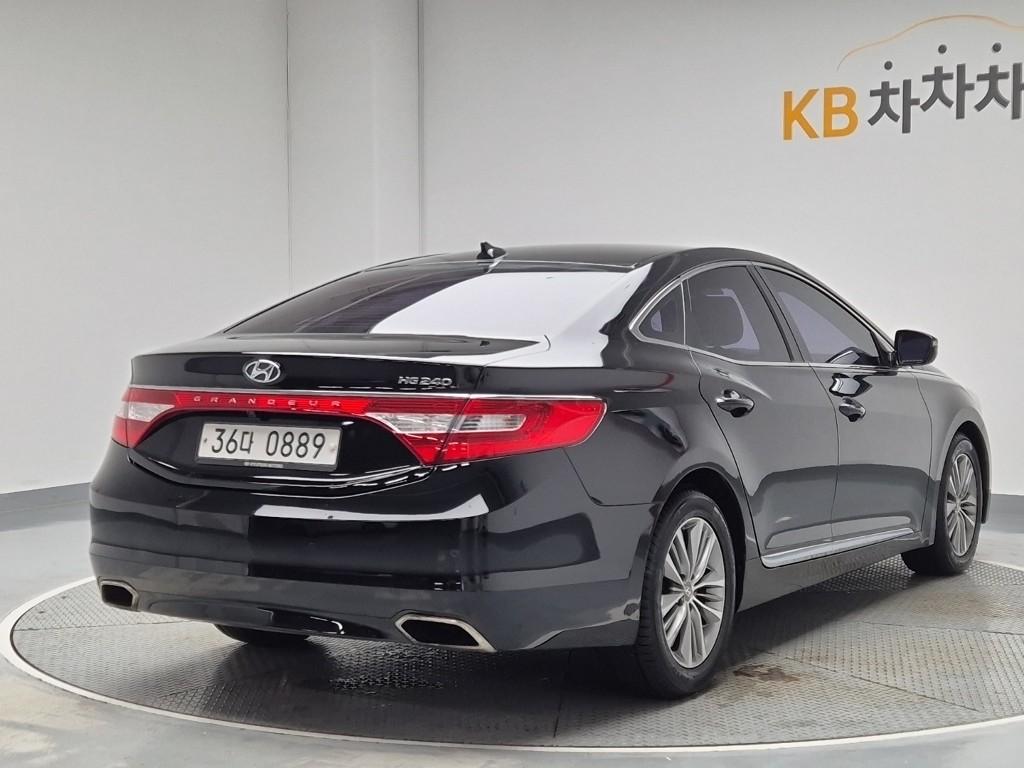 2016 HYUNDAI GRANDEUR HG 