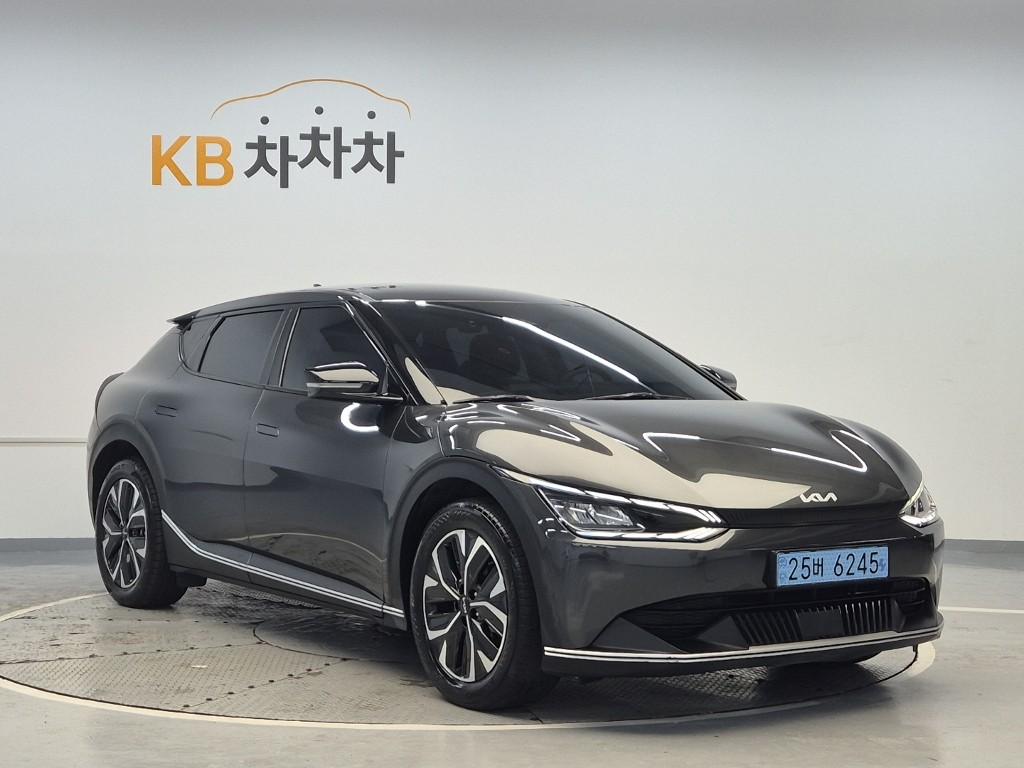 2022 KIA EV6 