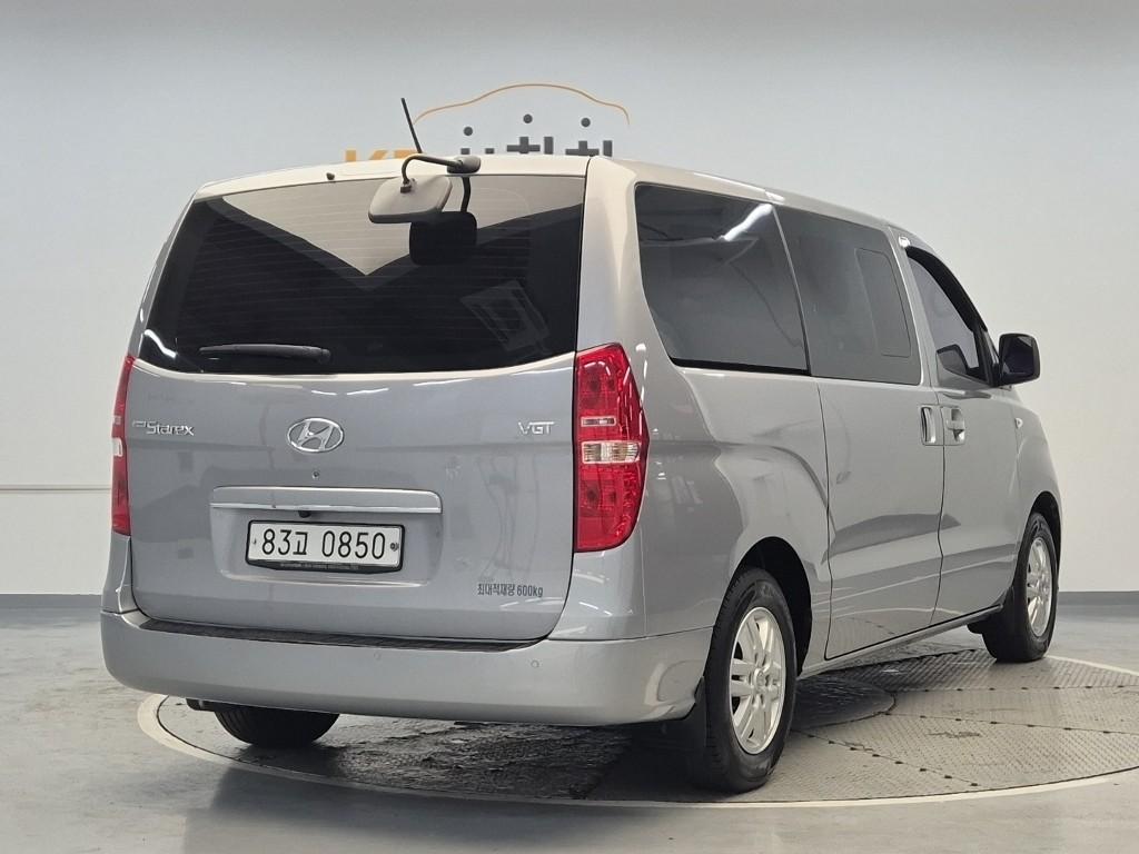 2019 HYUNDAI THE NEW GRAND STAREX 