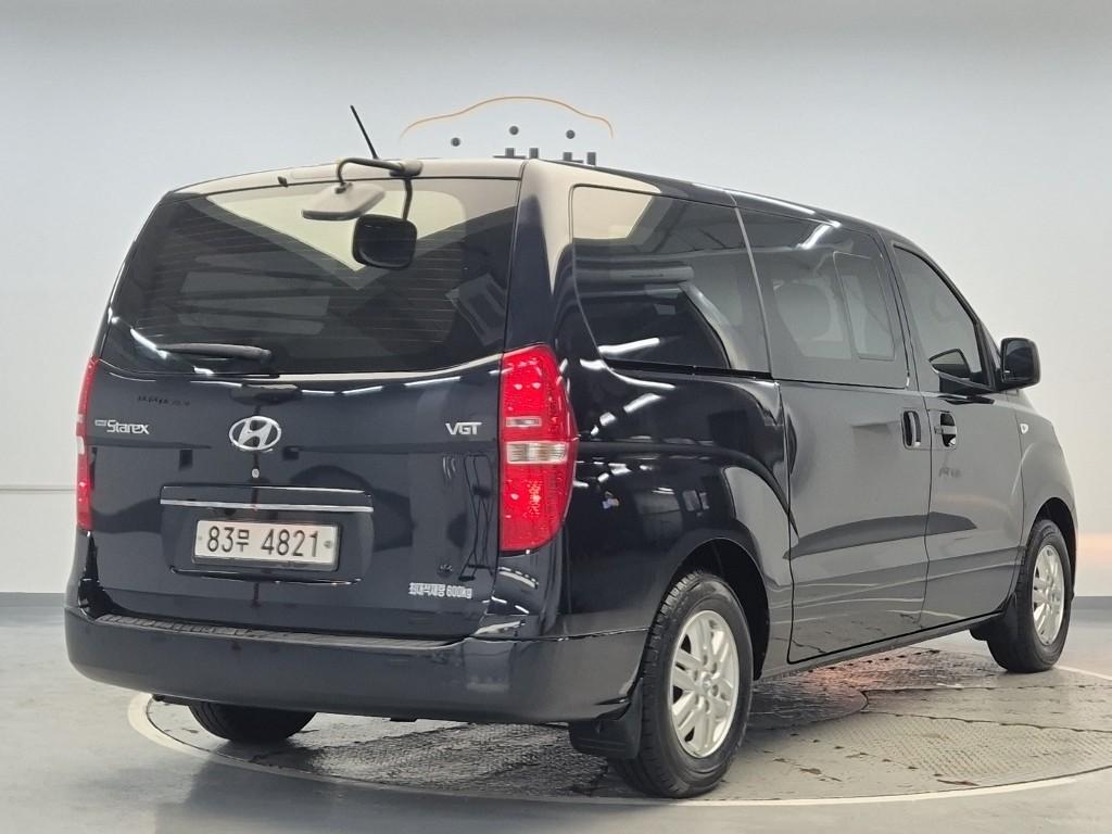 2021 HYUNDAI THE NEW GRAND STAREX 