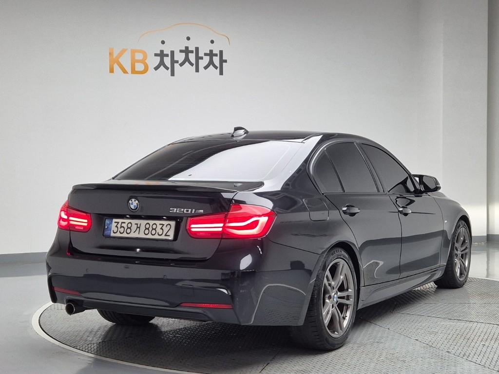 2018 BMW 3 Series (6Gen) 
