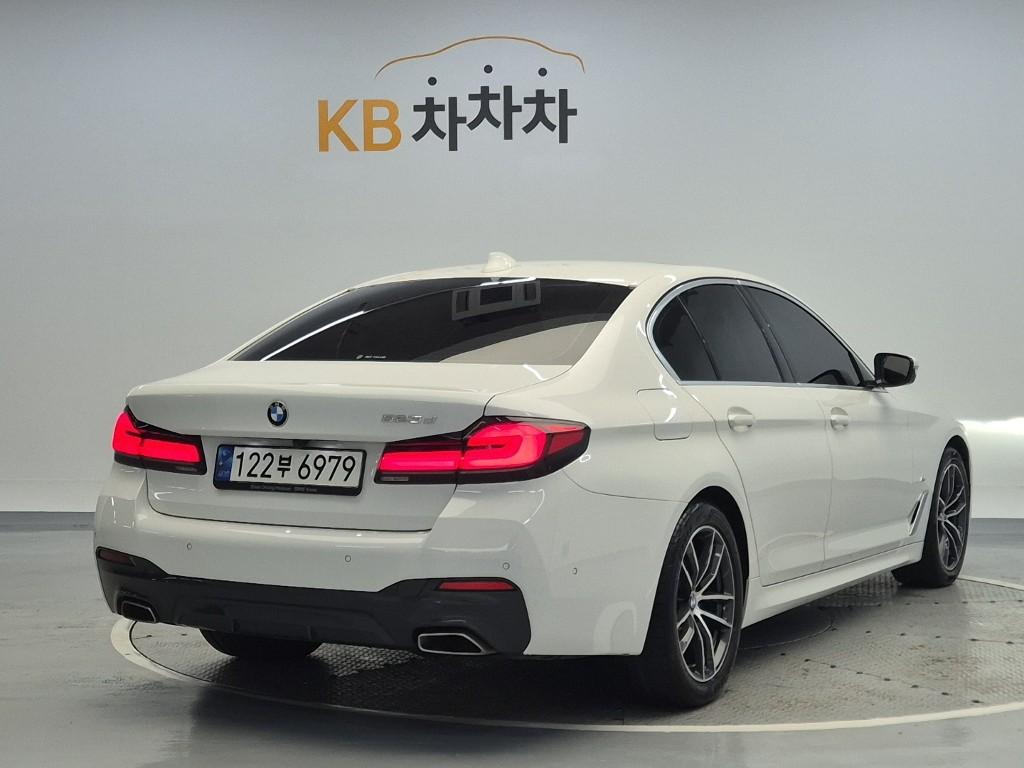 2021 BMW 5 SERIES (7Gen) 