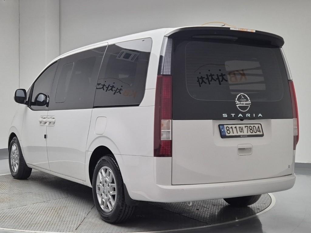 2023 HYUNDAI STARIA 
