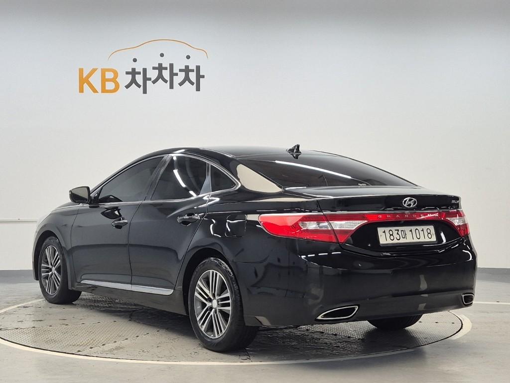 2013 HYUNDAI GRANDEUR HG 