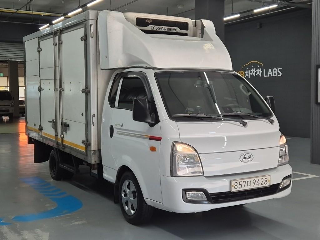 2023 HYUNDAI PORTER II 