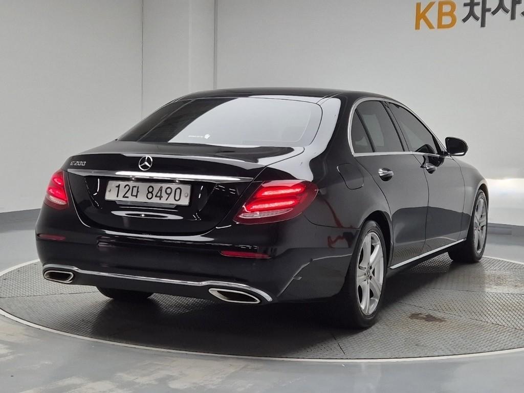 2017 BENZ E CLASS (5Gen) 