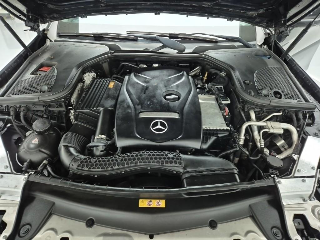 2017 BENZ E CLASS (5Gen) 