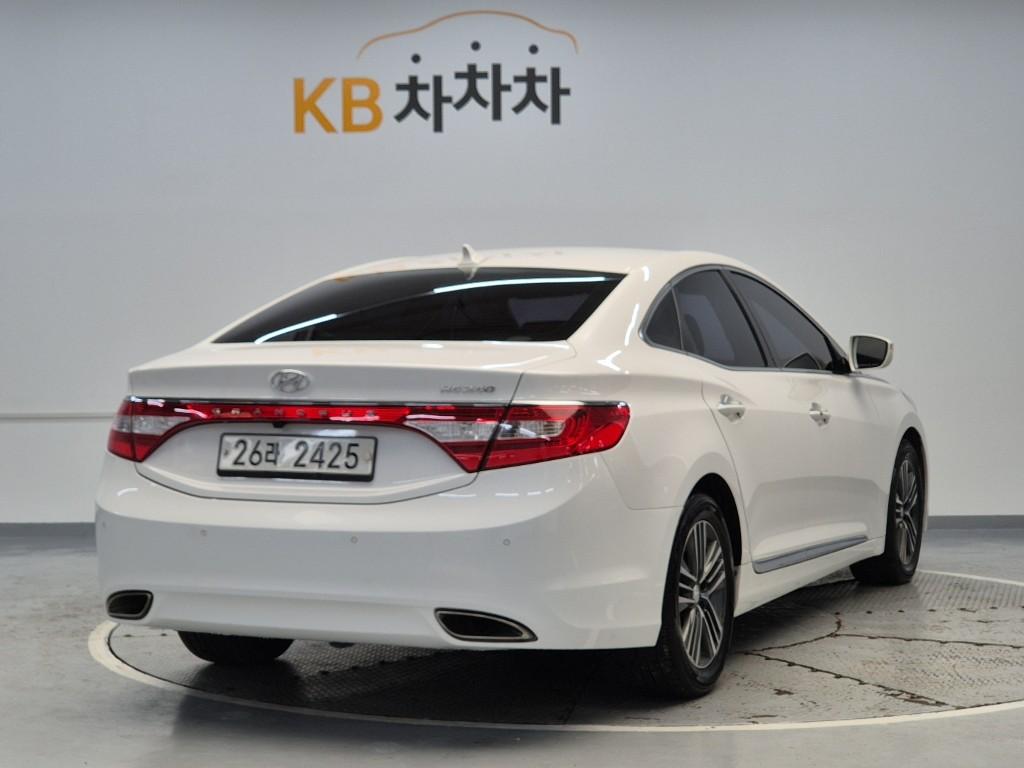 2013 HYUNDAI GRANDEUR HG 