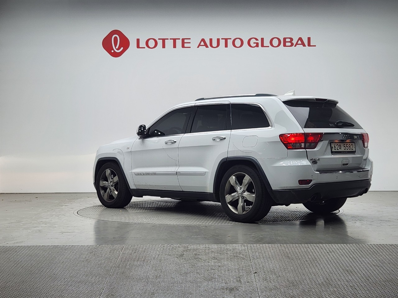 2013 JEEP Grand Cherokee(WJ) 3.0 V6 Turbo DieselOverland