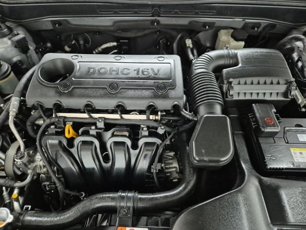 2010 HYUNDAI SONATA (YF) 