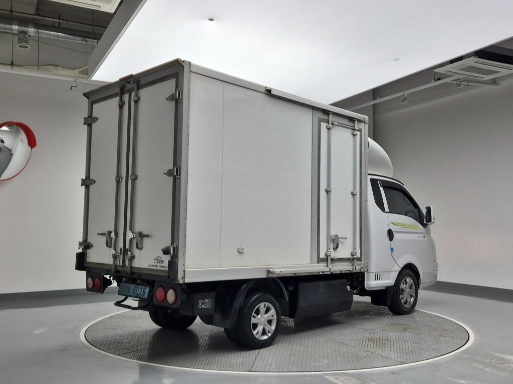 2023 HYUNDAI PORTER II ELECTRIC 