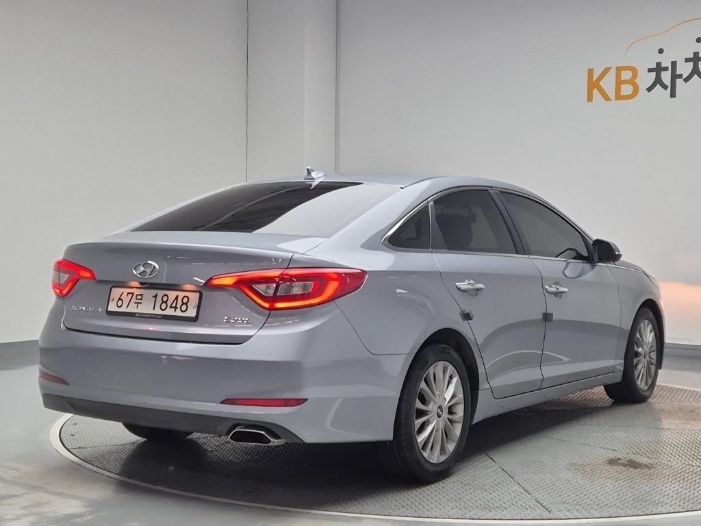 2015 HYUNDAI LF SONATA 
