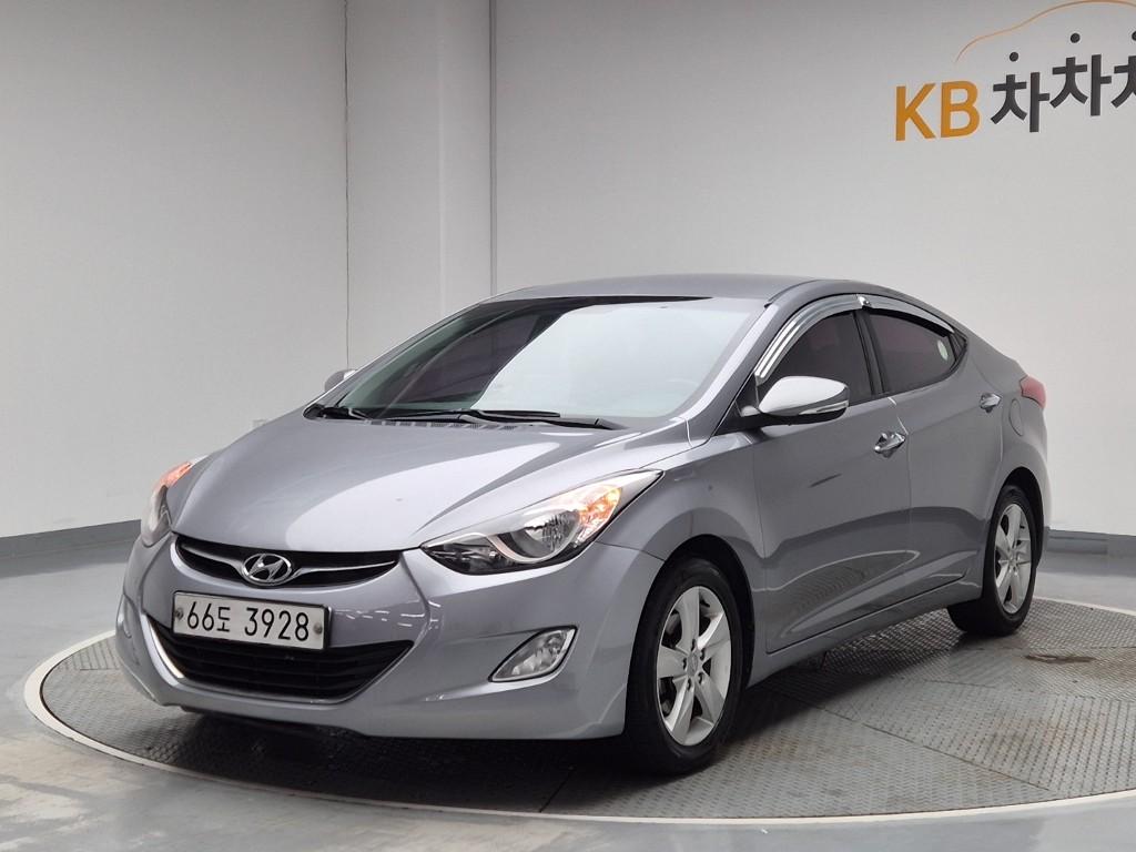2013 HYUNDAI AVANTE MD 