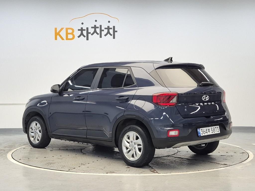 2021 HYUNDAI VENUE 