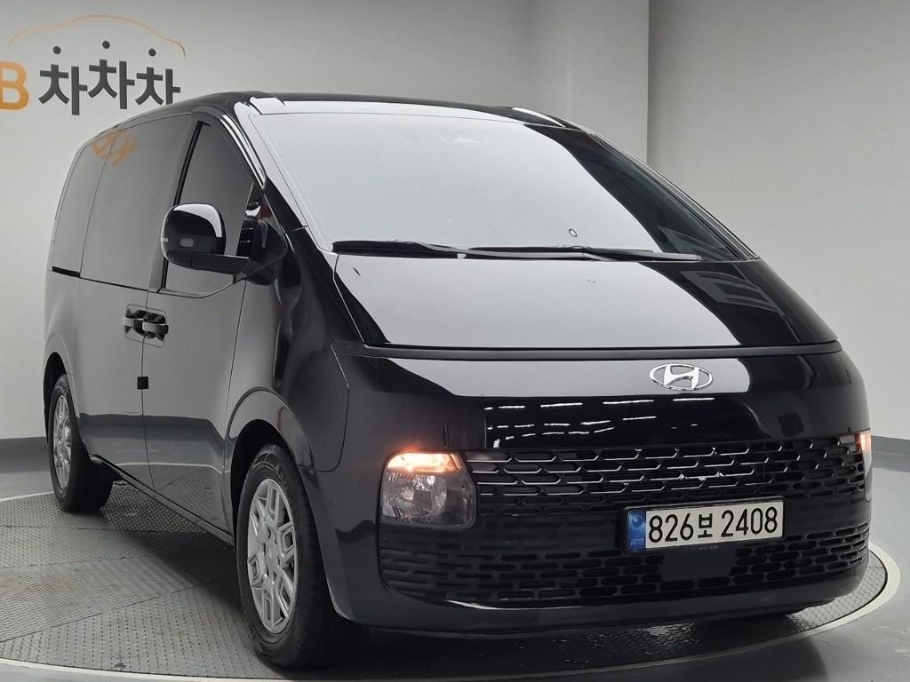 2022 HYUNDAI STARIA 