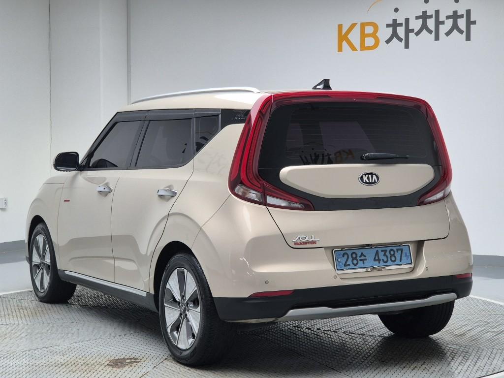 2019 KIA SOUL BOOSTER EV 