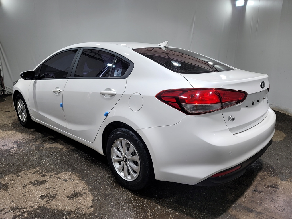 2017 KIA THE NEW K3 1.6 Diesel Deluxe