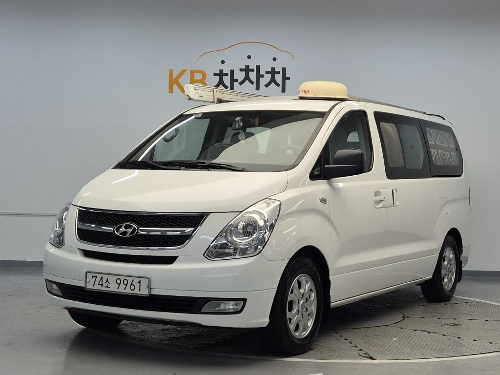 2014 HYUNDAI GRAND STAREX 