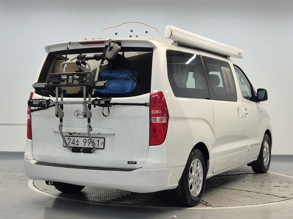 2014 HYUNDAI GRAND STAREX 