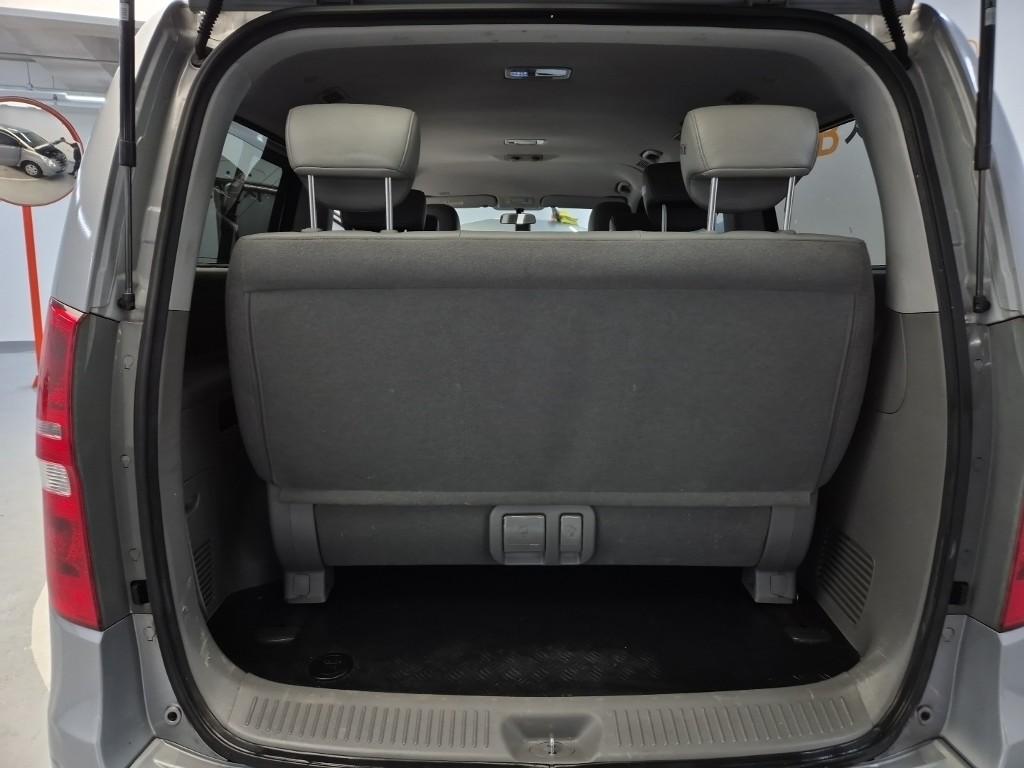 2015 HYUNDAI GRAND STAREX 