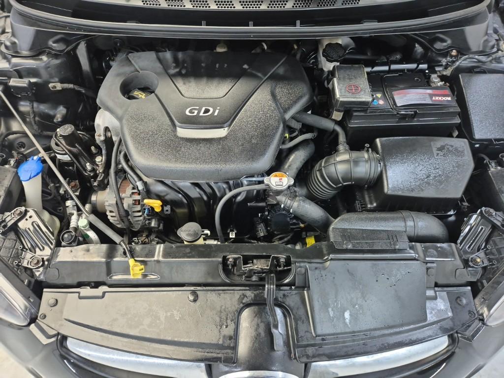 2012 HYUNDAI AVANTE MD 