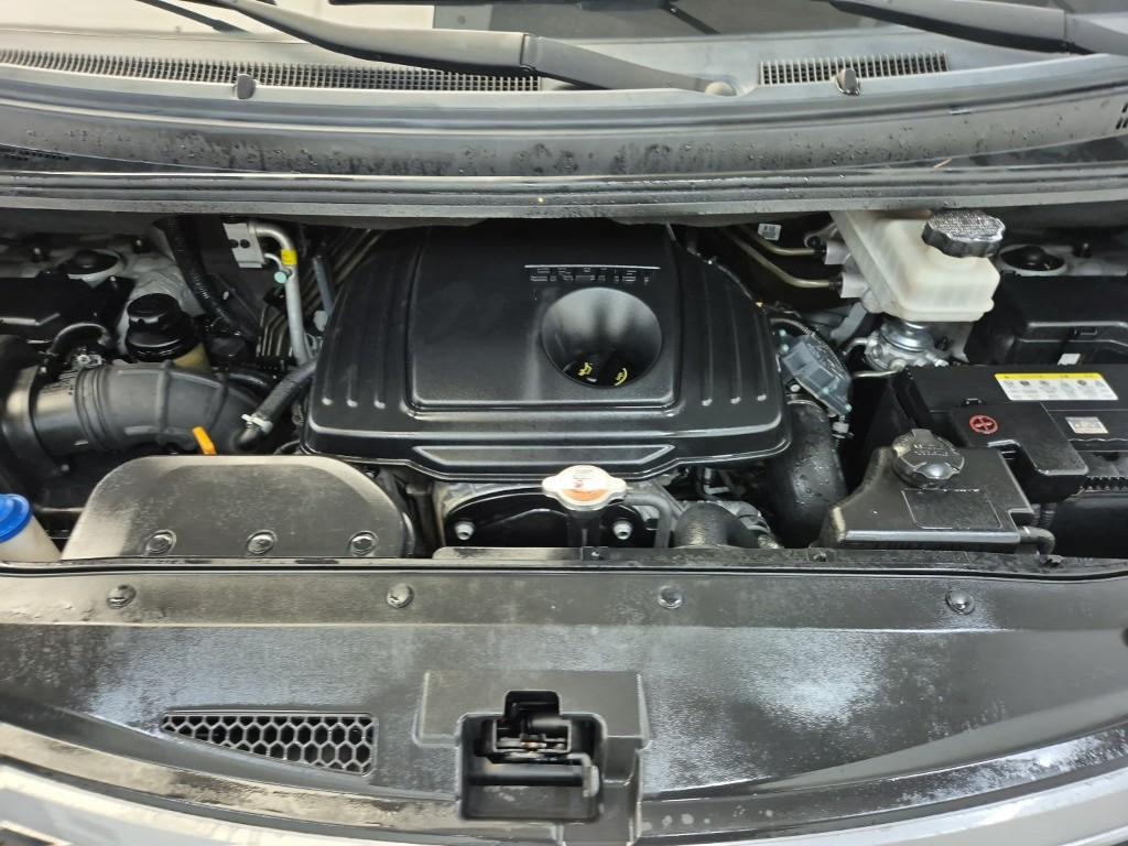 2016 HYUNDAI GRAND STAREX 