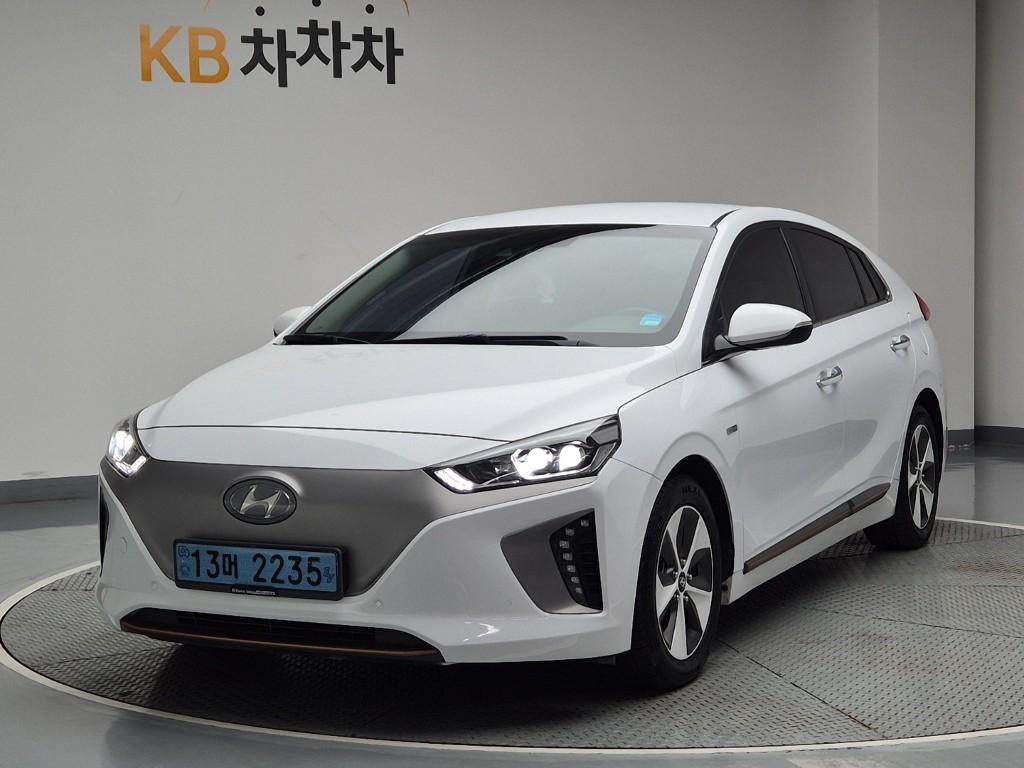 2018 HYUNDAI IONIQ Electric 