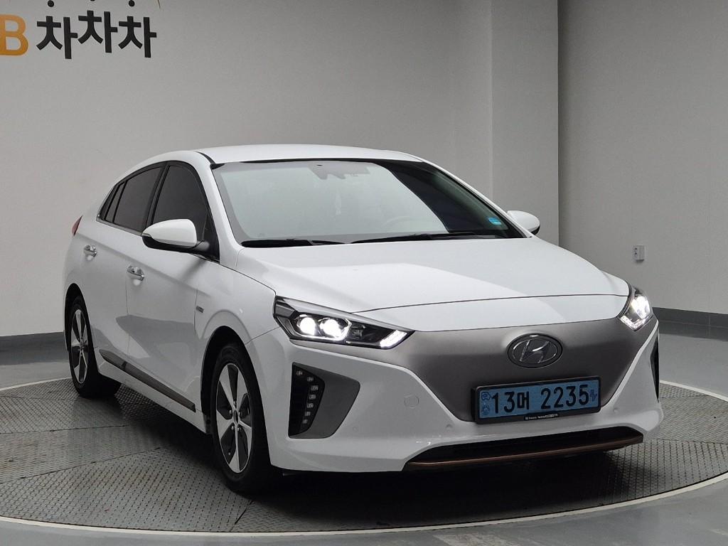 2018 HYUNDAI IONIQ Electric 
