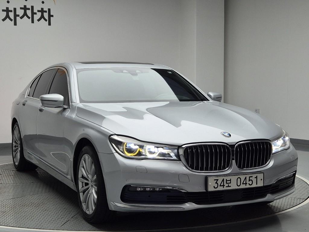 2016 BMW 7 SERIES (6Gen) 