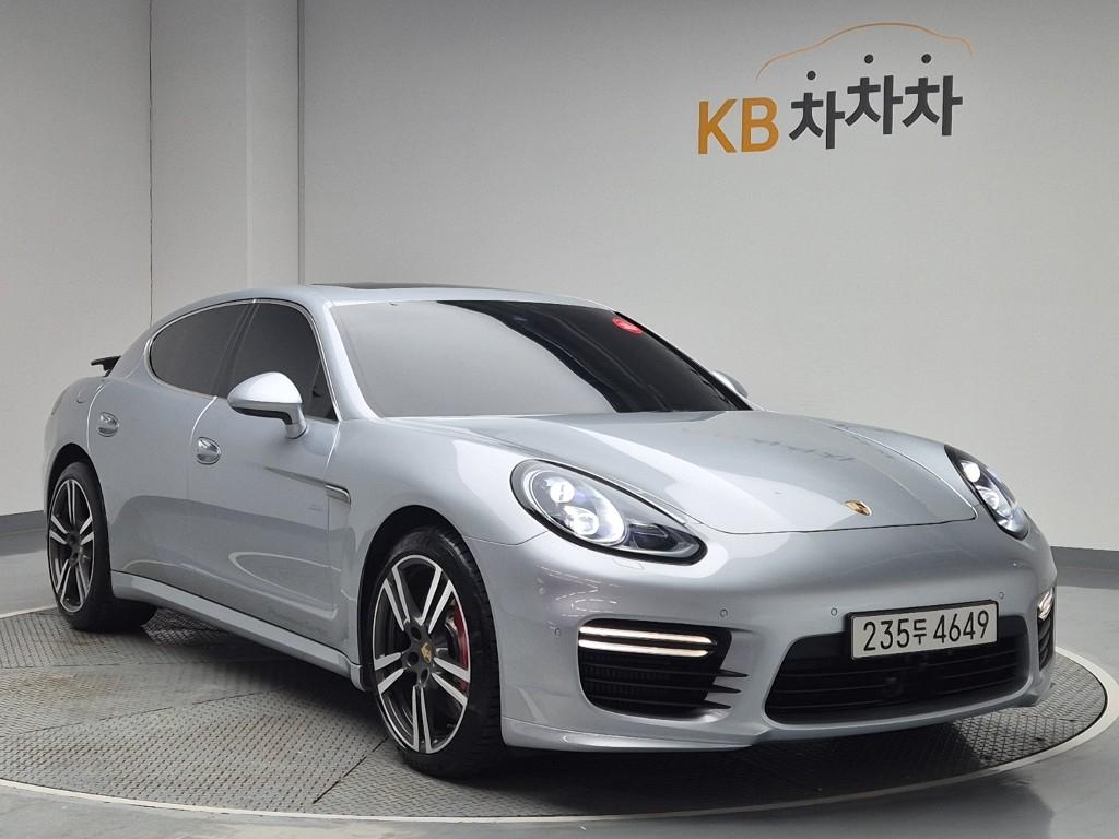 2014 PORSCHE PANAMERA 