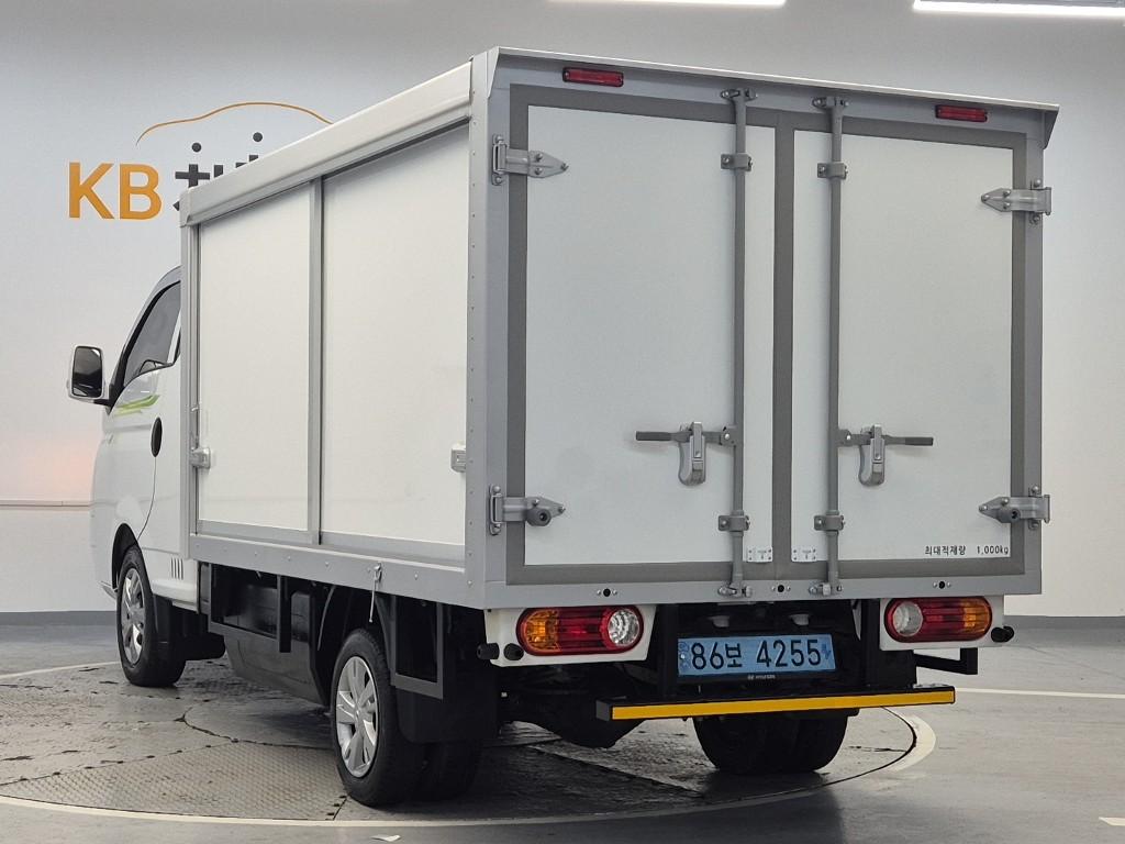 2023 HYUNDAI PORTER II ELECTRIC 