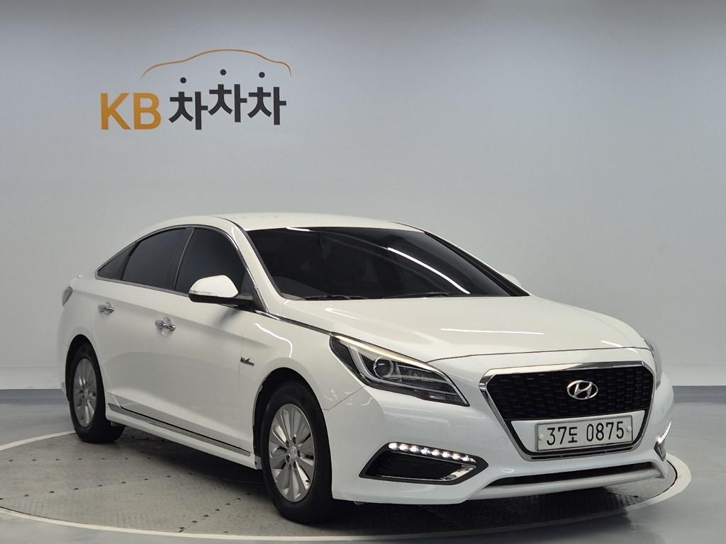 2016 HYUNDAI LF SONATA HYBRID 