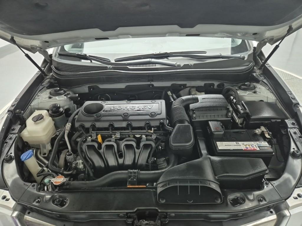 2010 HYUNDAI SONATA (YF) 