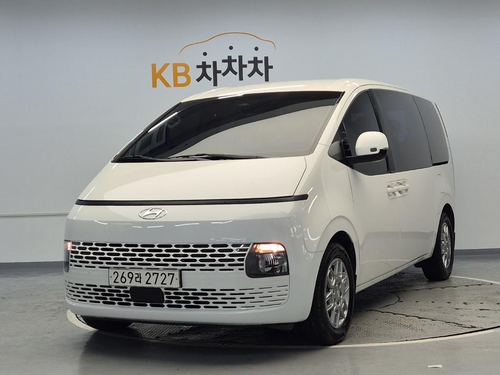 2022 HYUNDAI STARIA 