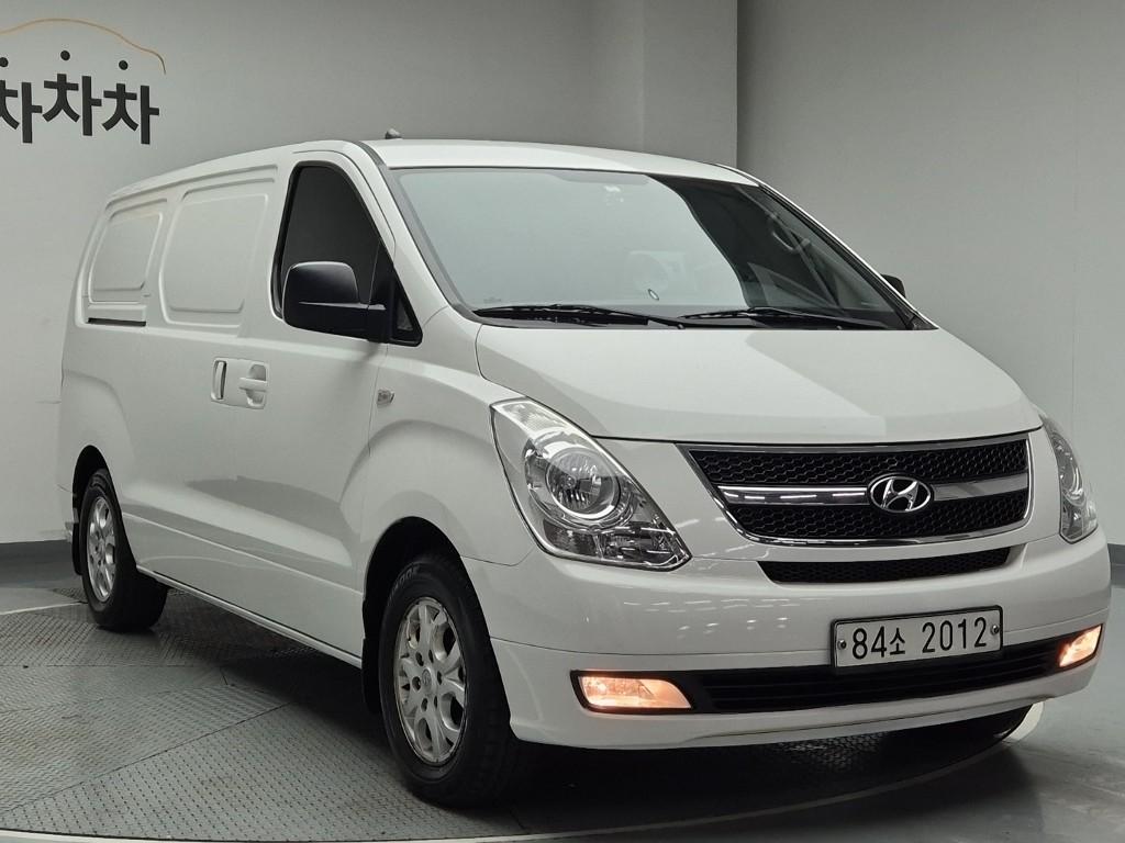 2015 HYUNDAI GRAND STAREX 