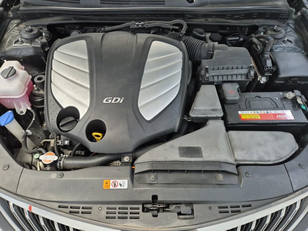 2011 HYUNDAI GRANDEUR HG 