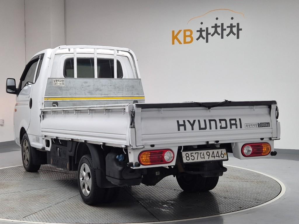 2023 HYUNDAI PORTER II 