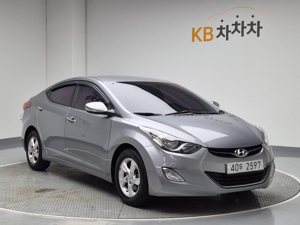 2013 HYUNDAI AVANTE MD 