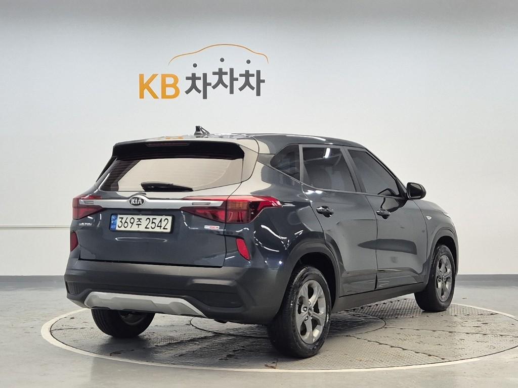 2022 KIA SELTOS 