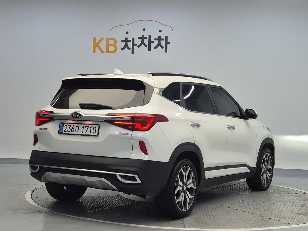 2022 KIA SELTOS 