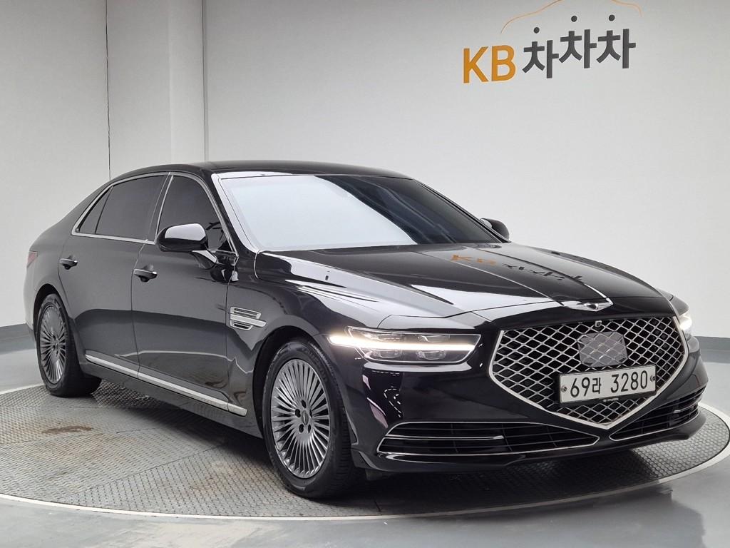 2019 GENESIS G90 