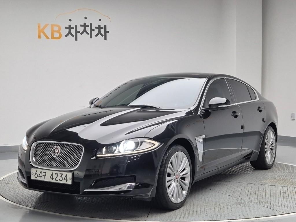 2015 JAGUAR XF (1G) 