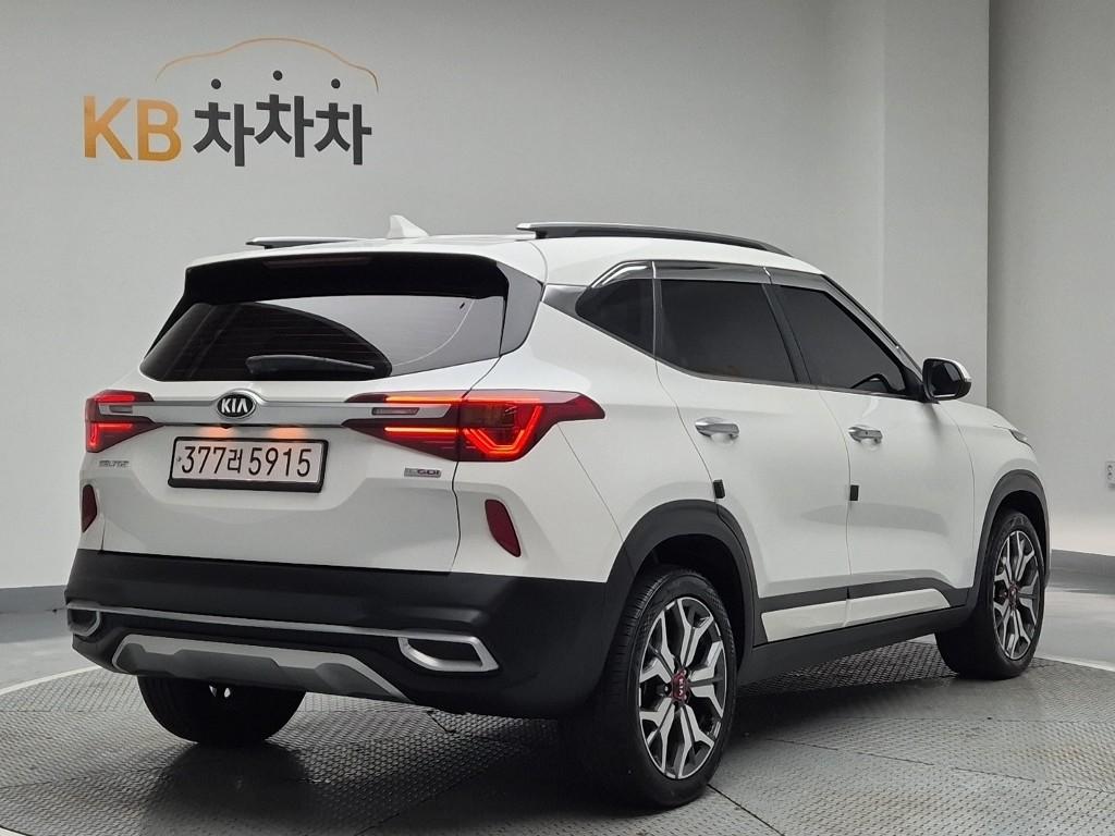2021 KIA SELTOS 
