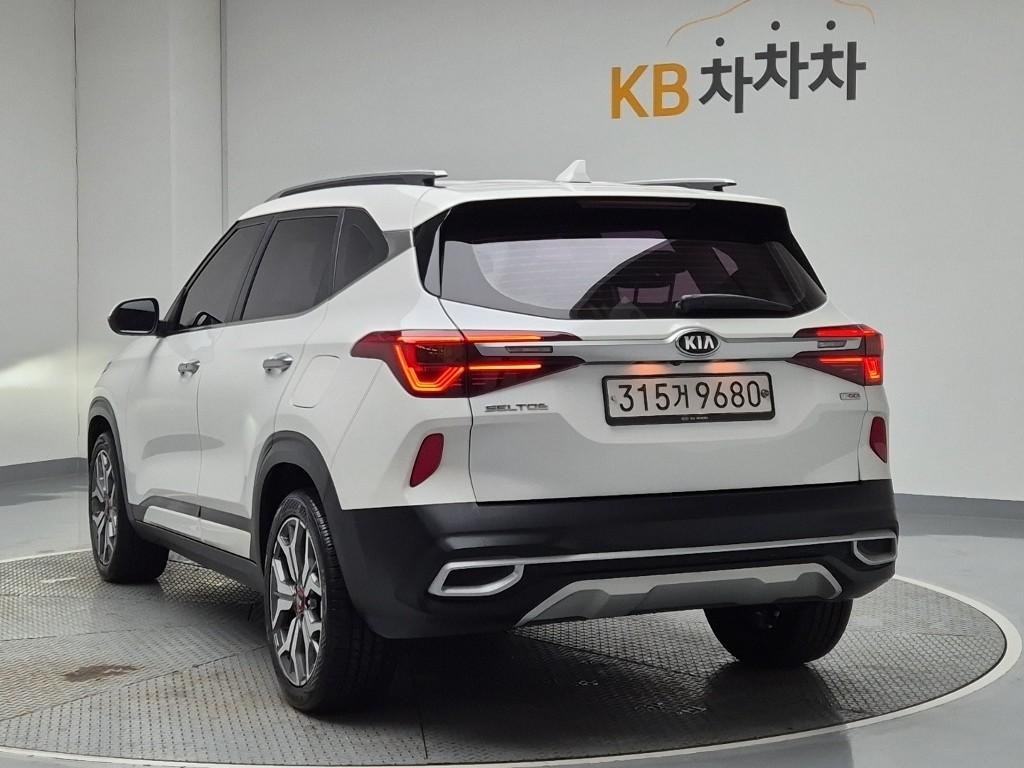 2020 KIA SELTOS 