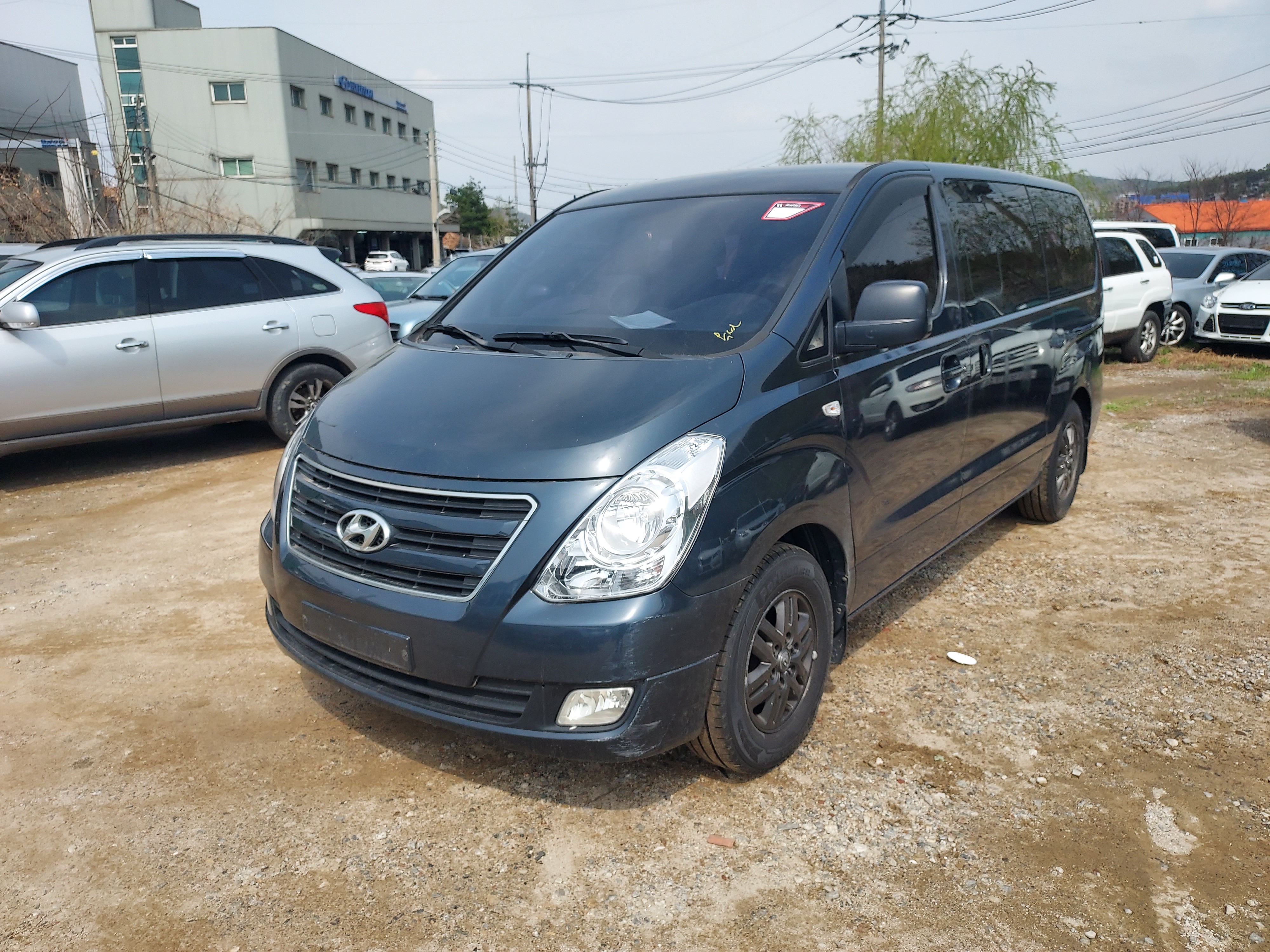 2016 Hyundai Grand Starex