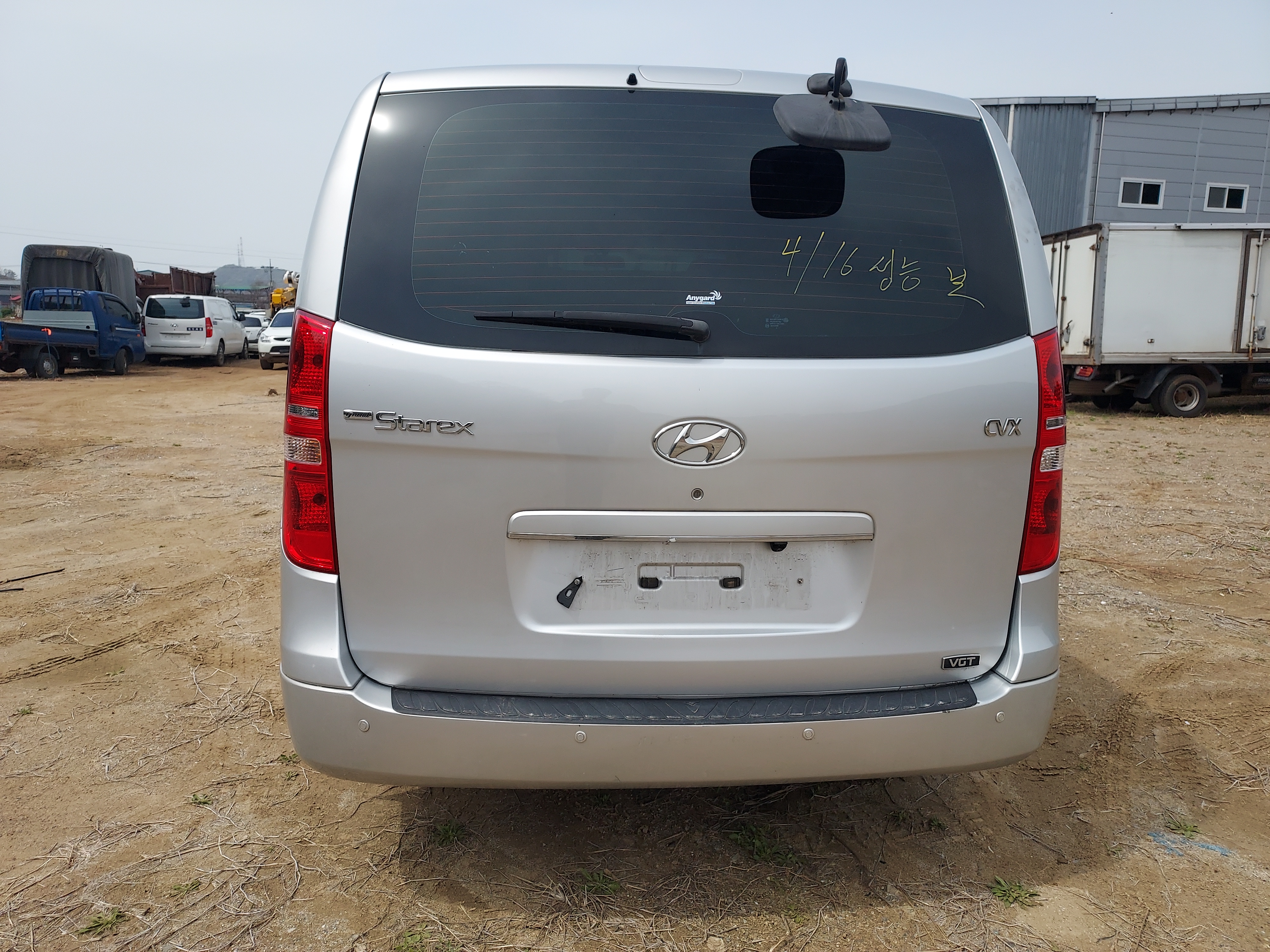 2009 Hyundai Grand Starex